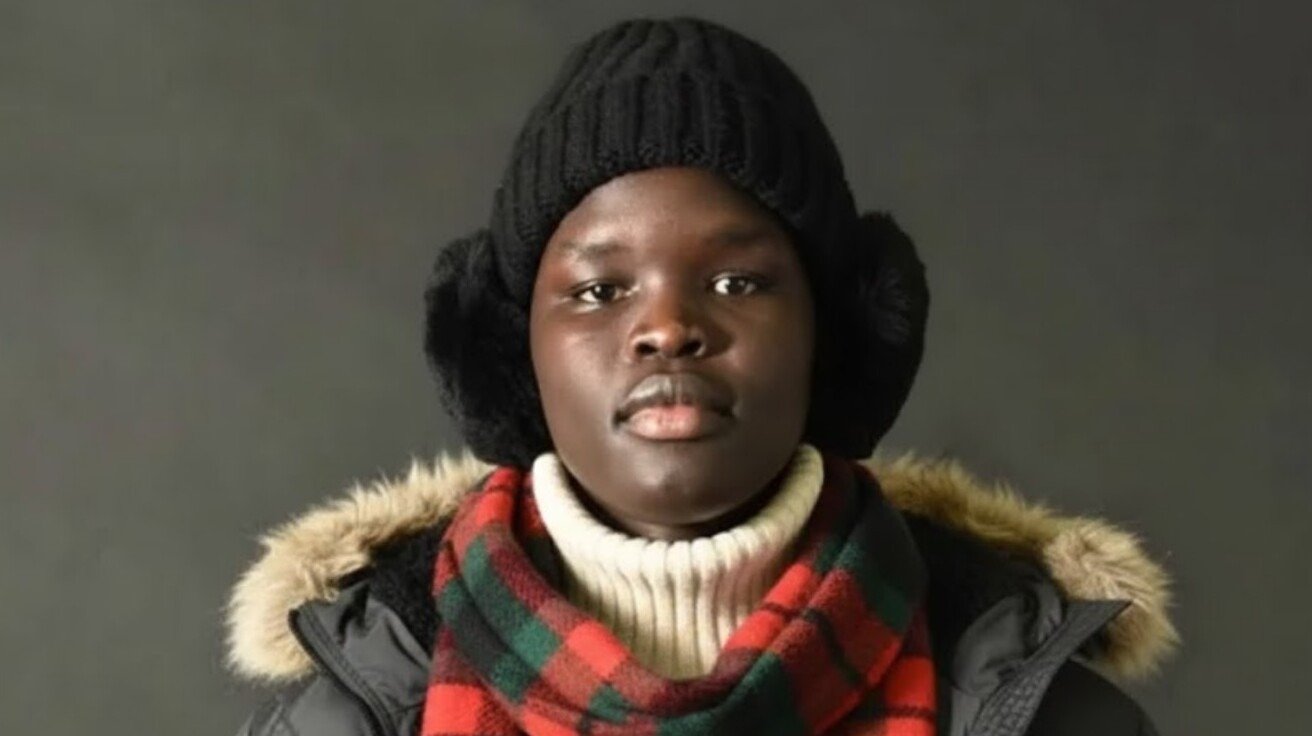 Ajok Deng Height – Exact Measurements, Comparisons, and Facts